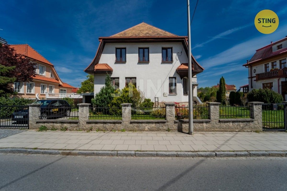 Prodej dům - Opava, 746 01, 1 042 m²