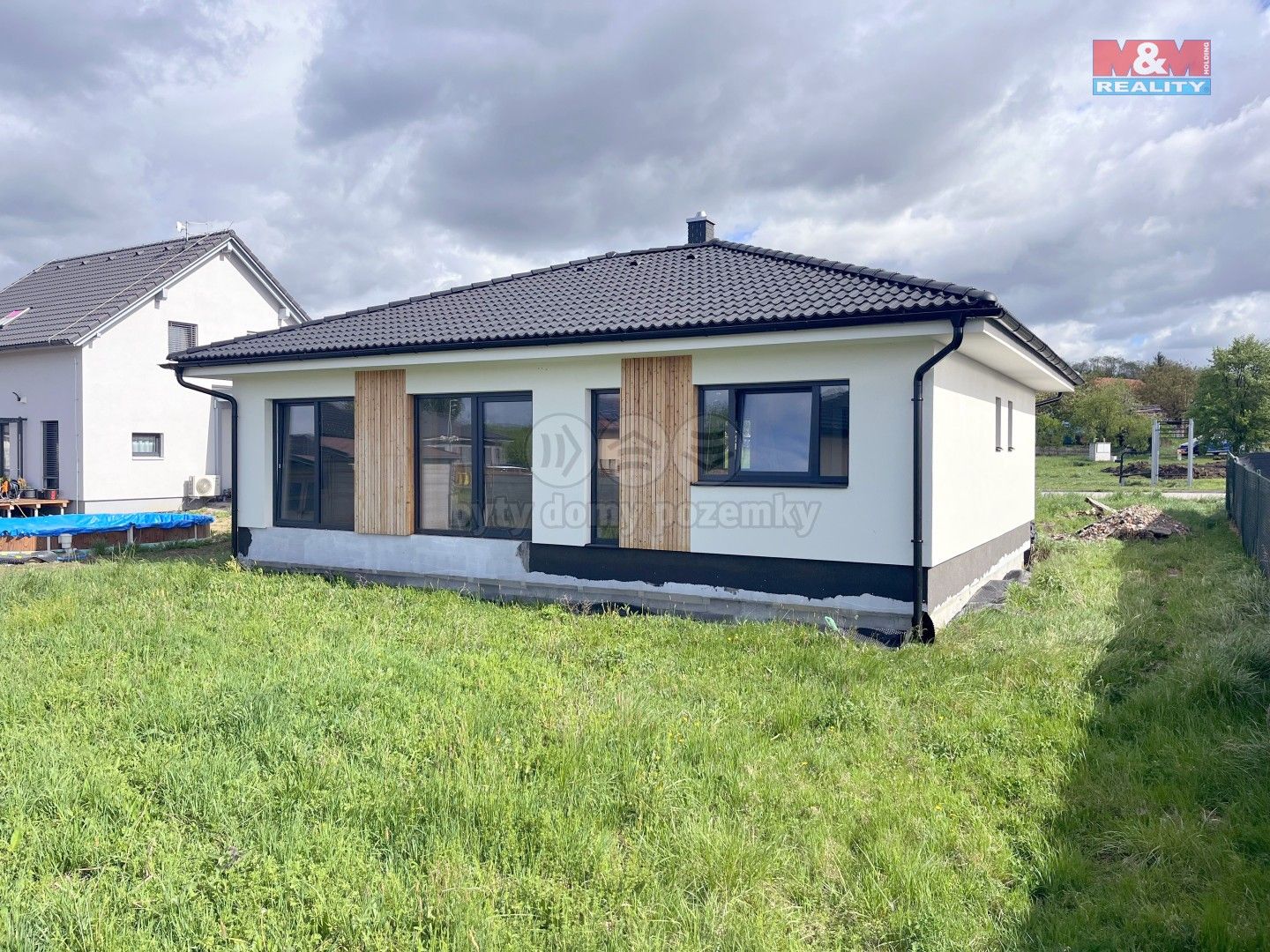 Prodej rodinný dům - Krakovany, 101 m²
