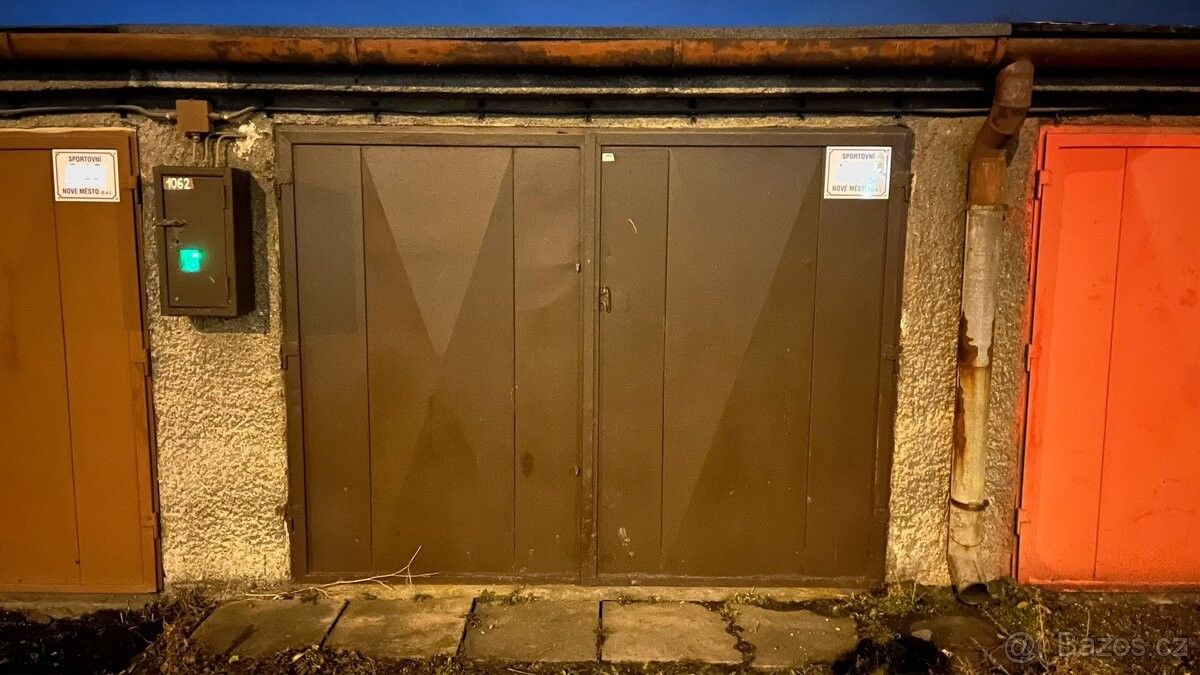 Garáže, Karviná, 733 01