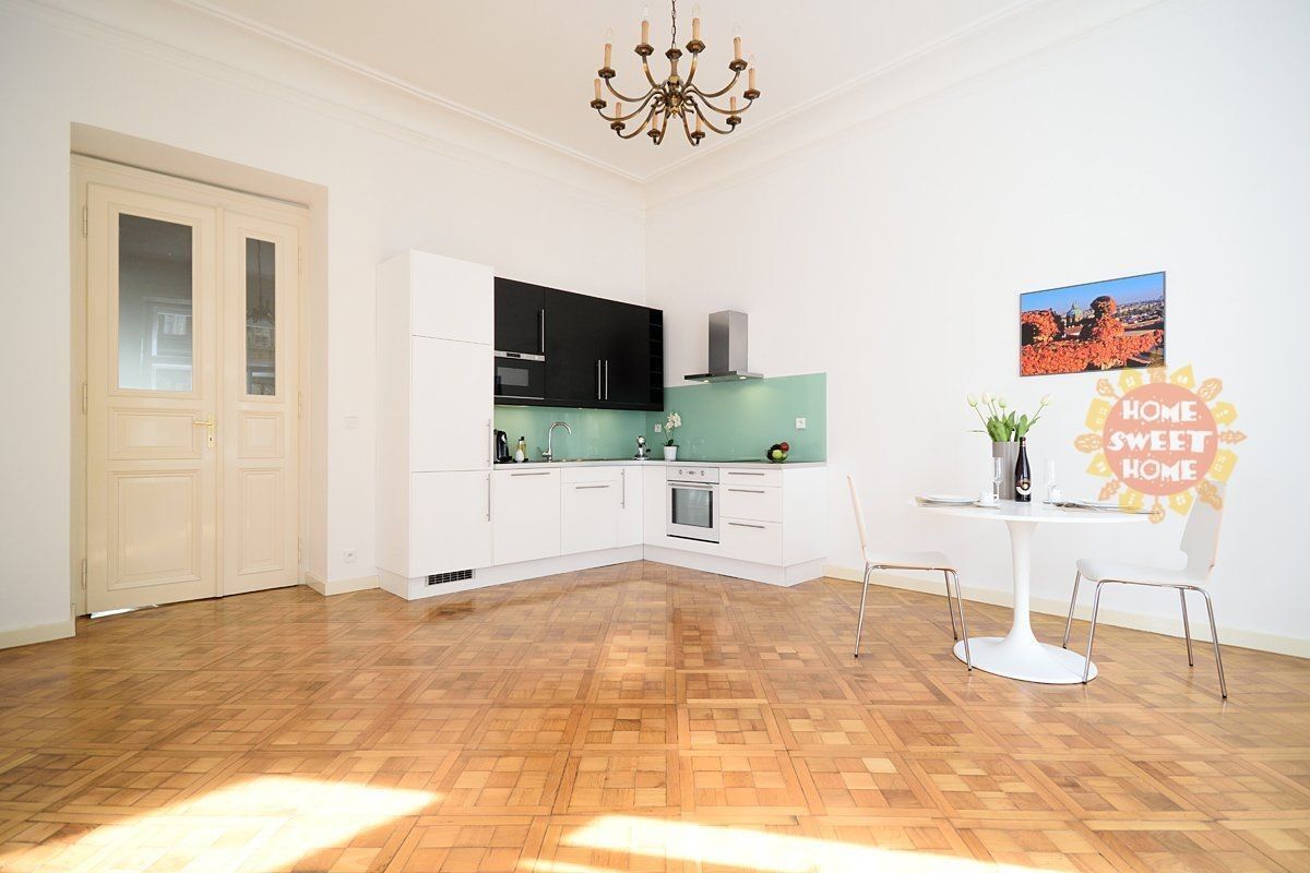 3+kk, Anny Letenské, Praha, 86 m²