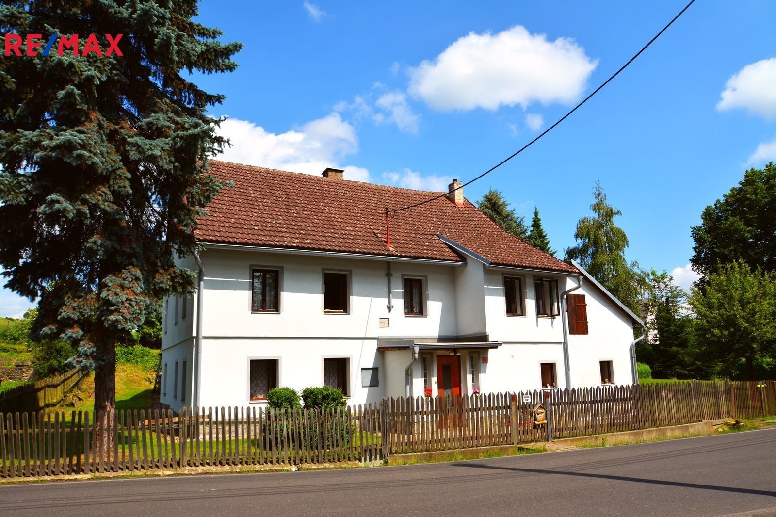 Prodej dům - Merboltice, 330 m²