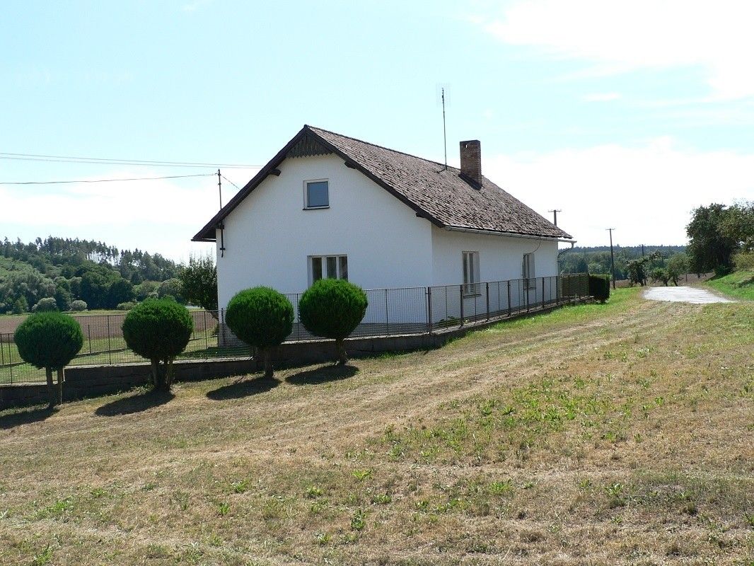 Chaty, Lnáře, 387 42, 121 m²