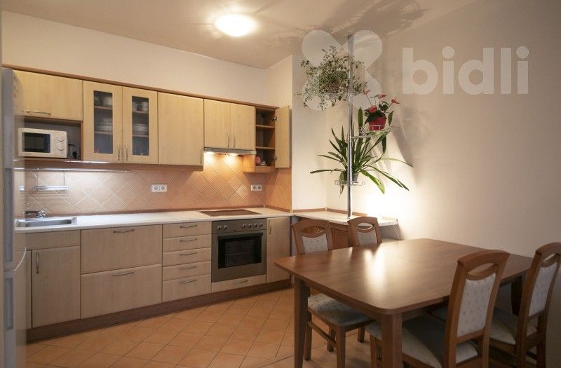 2+kk, Werichova, Praha, 48 m²