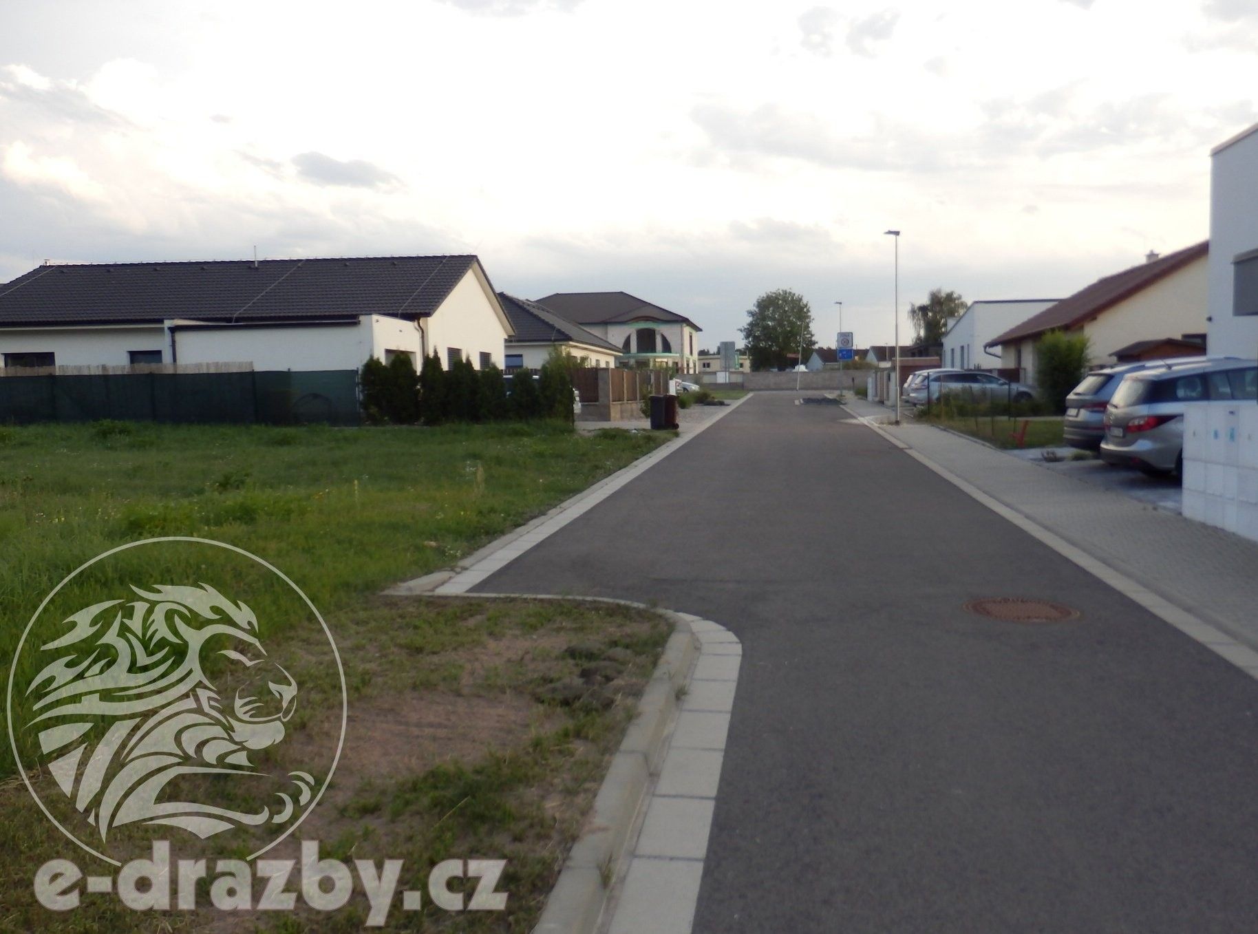 Prodej pozemek pro bydlení - Svítkov, Pardubice, 702 m²