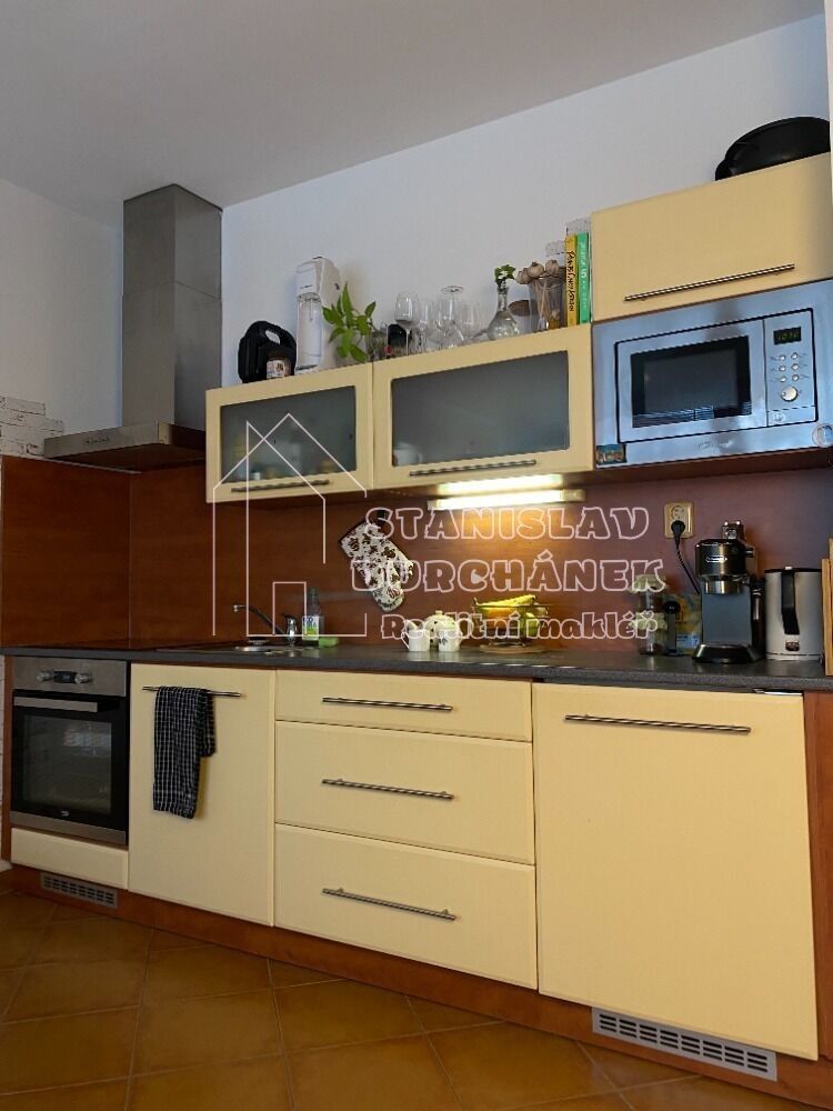 1+kk, Praha, 155 21, 3 m²