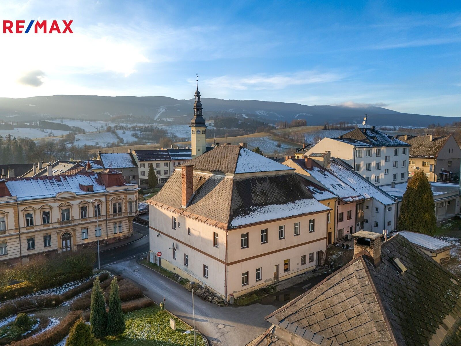 Prodej činžovní dům - nám. Osvobození, Staré Město, 444 m²