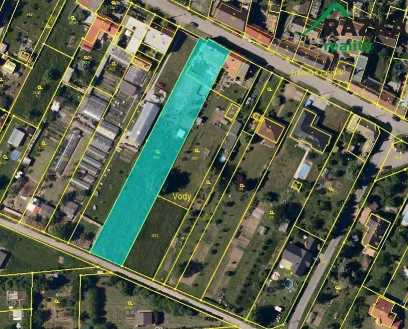 Pozemky pro bydlení, Trávník, Kroměříž, 2 701 m²