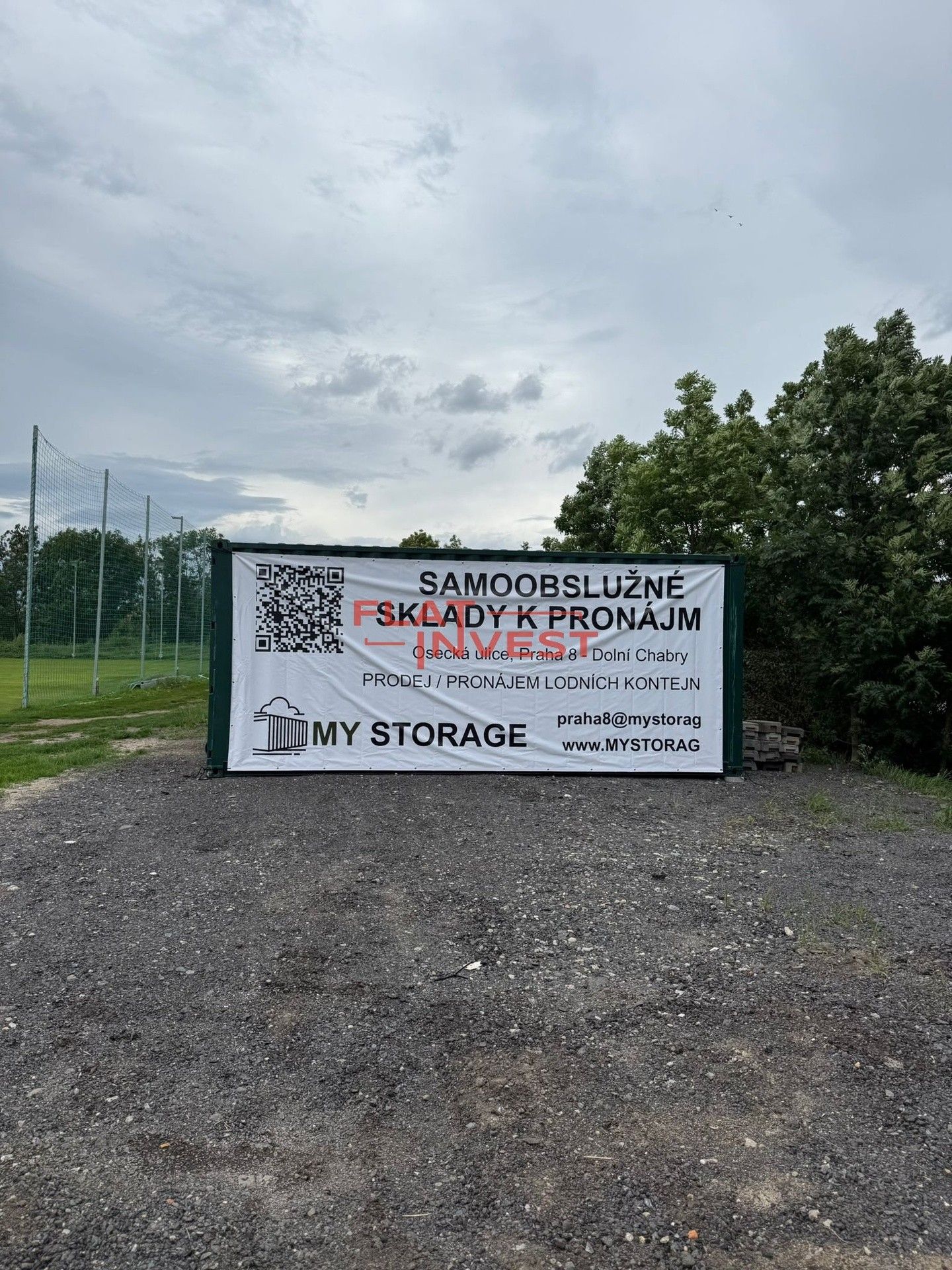 Sklady, Dolní Kasárna, Klecany, 14 m²