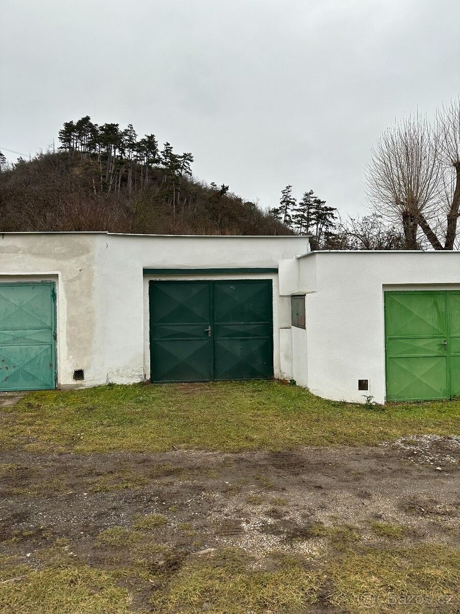 Garáže, Králův Dvůr u Berouna, 267 01