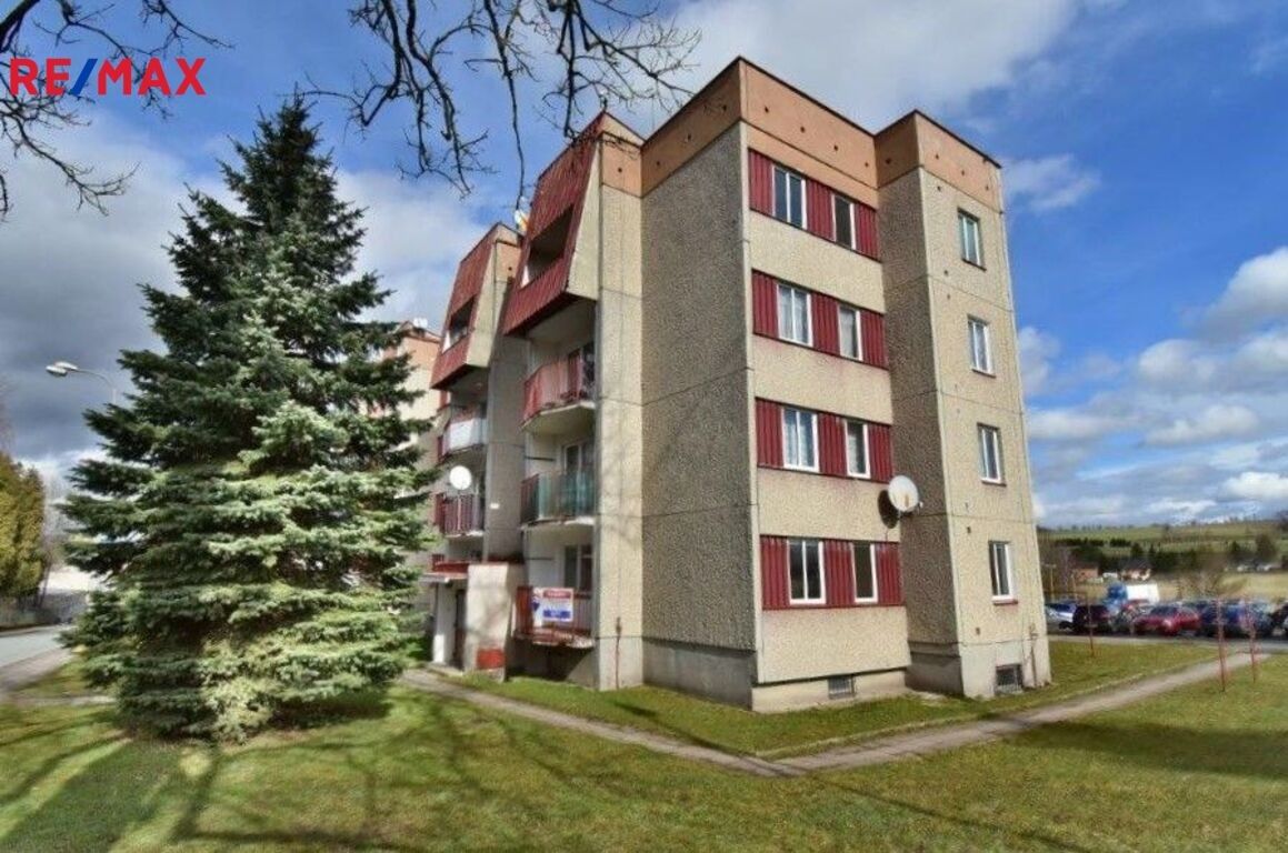 2+1, 17. listopadu, Police nad Metují, 57 m²