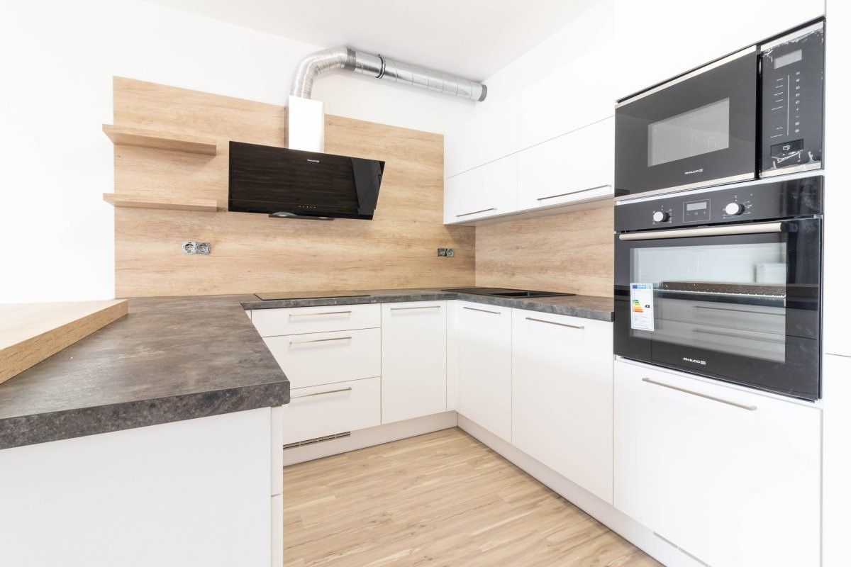 2+kk, Eduarda Hamburgera, Olomouc, 65 m²