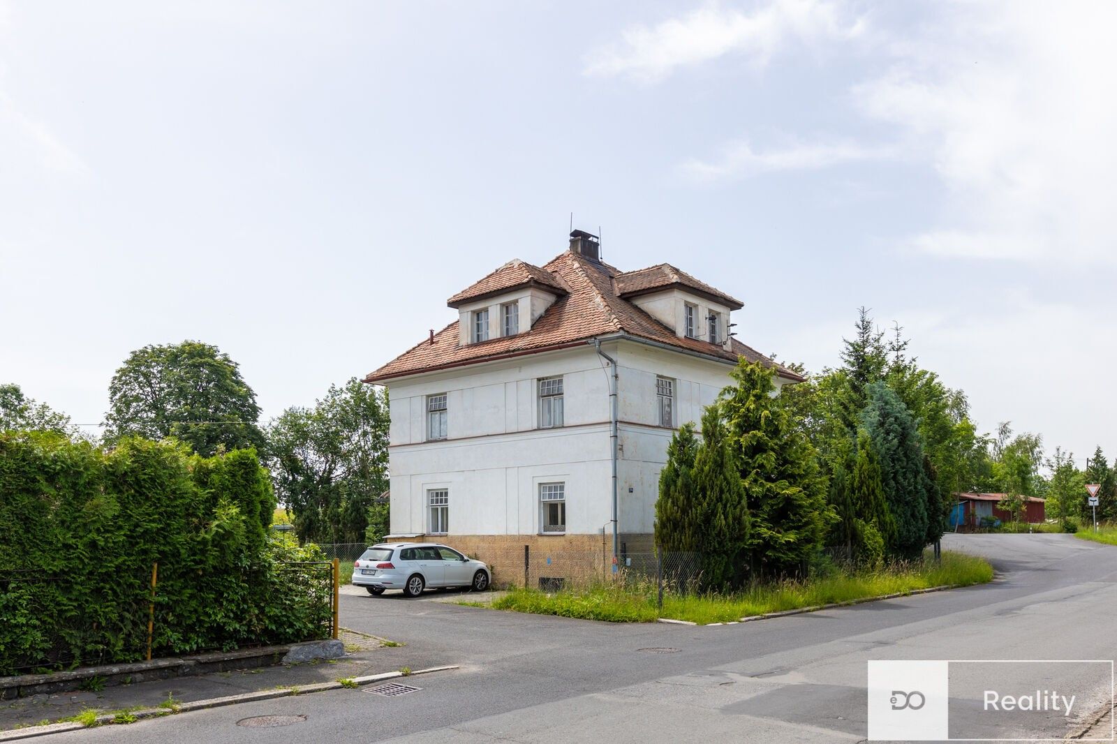 Prodej rodinný dům - Nádražní, Zákupy, 350 m²