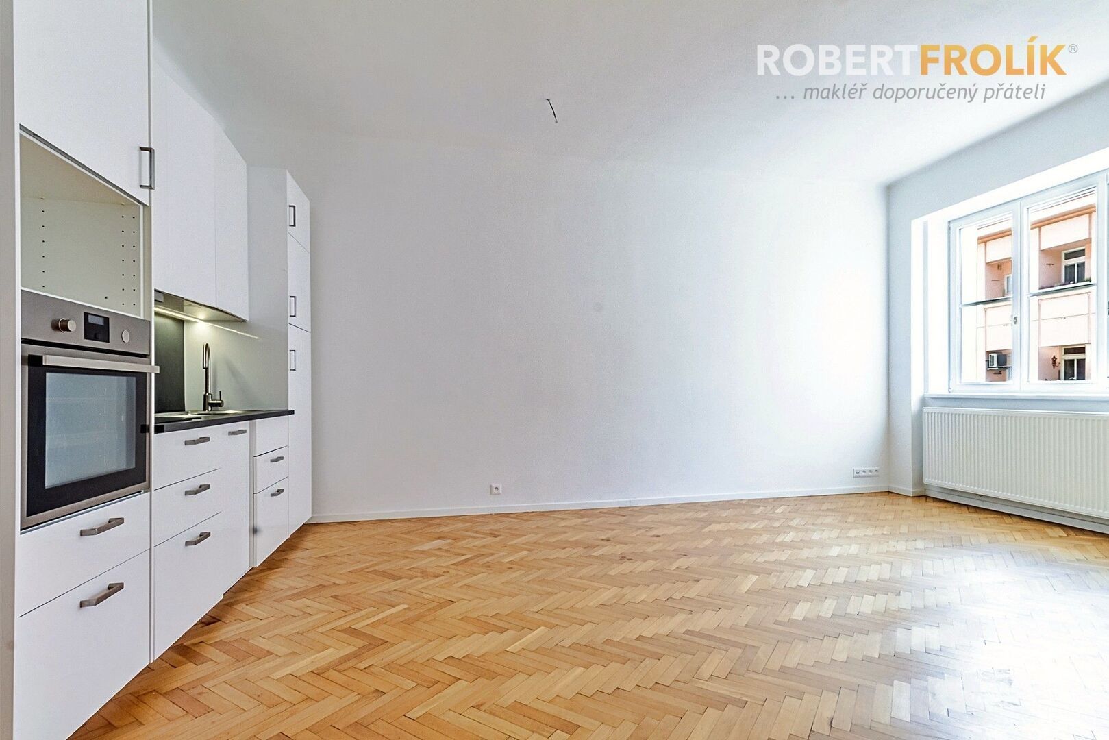 2+kk, náměstí Interbrigády, Praha, 42 m²