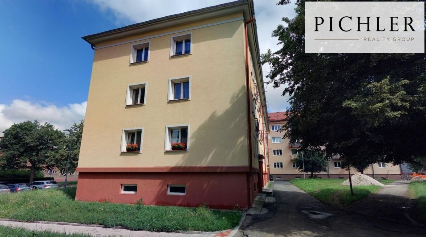 Prodej byt 2+1 - Masarykova, Ostrov, 64 m²