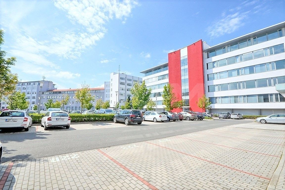 Kanceláře, U nákladového nádraží, Praha, 1 256 m²