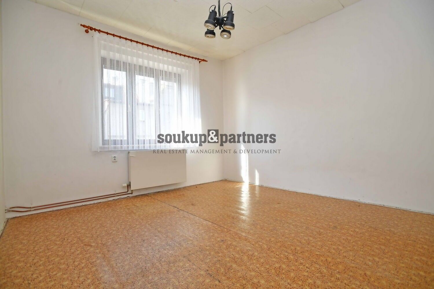 Prodej rodinný dům - Kosatcová, Praha, 180 m²