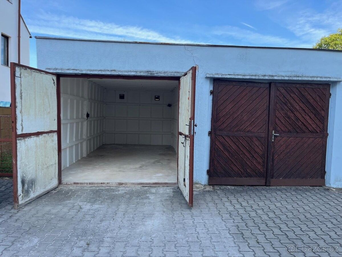 Garáže, Bukovno, 293 01