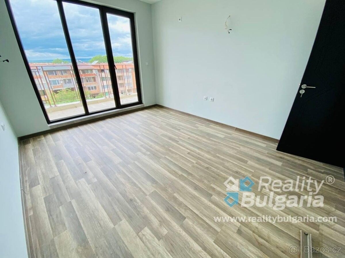 Prodej byt 4+kk - Zahraničí, 987 66, 110 m²