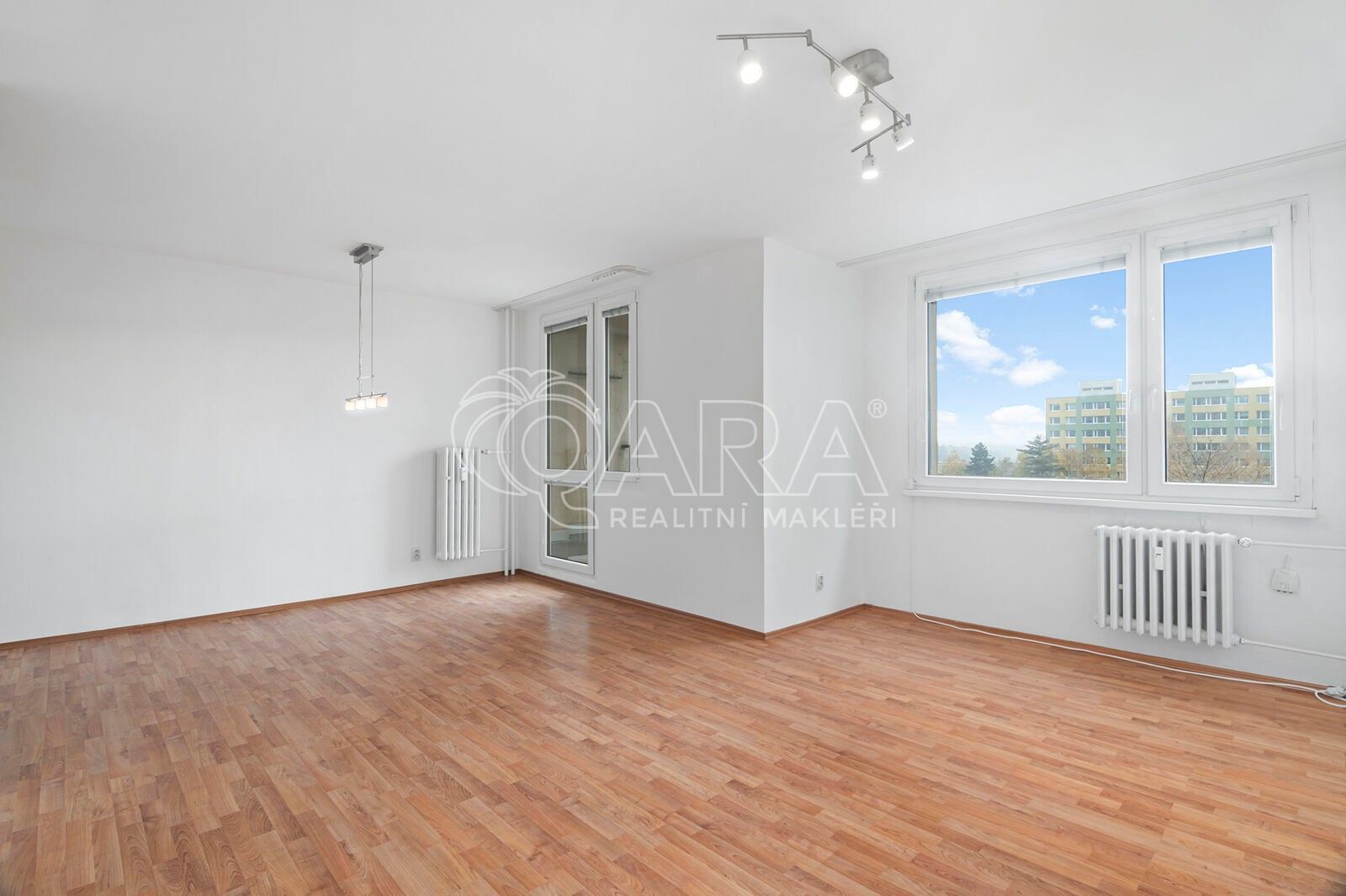 Pronájem byt 3+kk - Doubravická, Praha, 63 m²