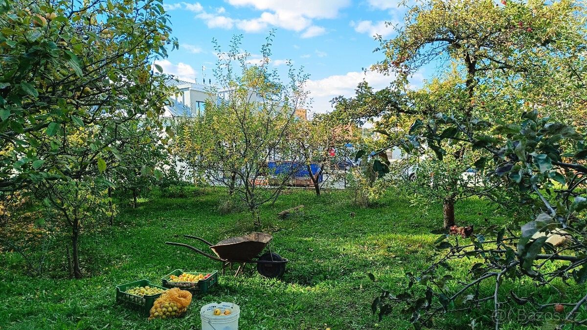 Zahrady, Kamenice, 251 68