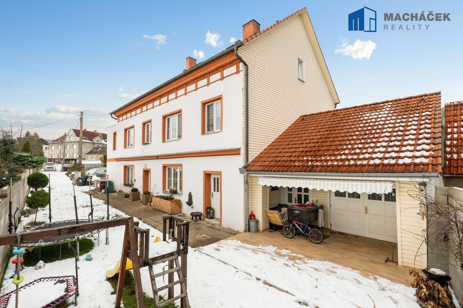 Rodinné domy, Stará Střelná, Košťany, 300 m²