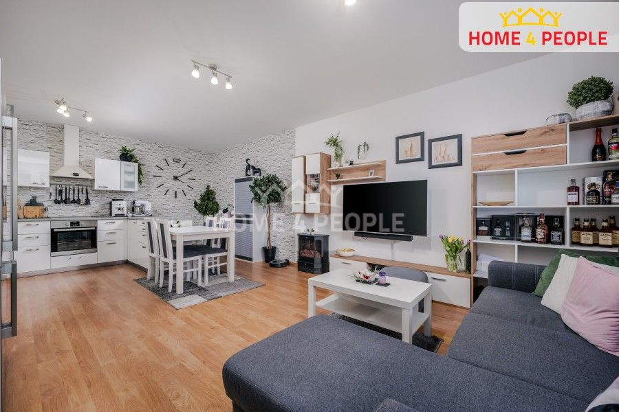 Prodej byt 2+kk - Modenská, Praha, 85 m²