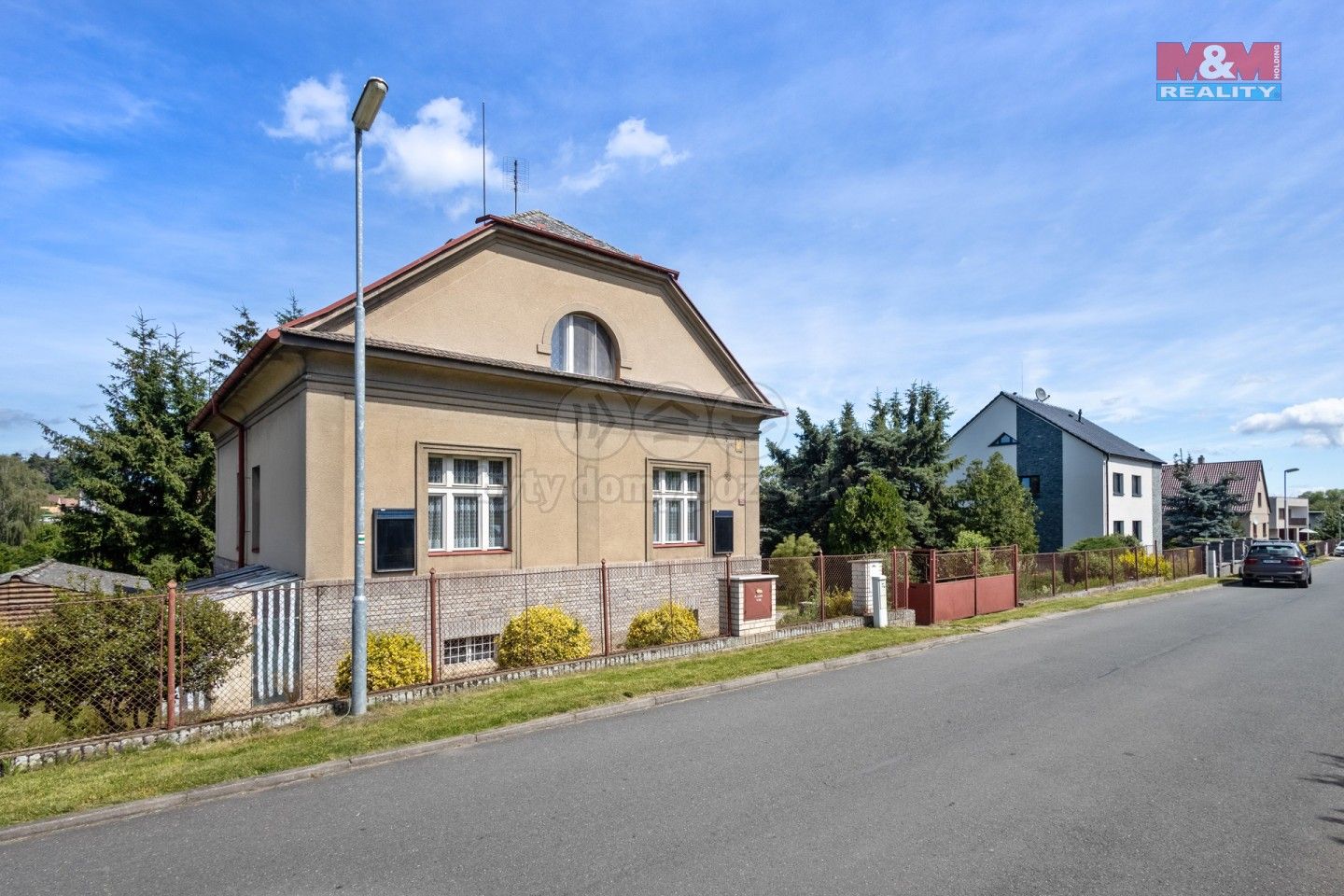 Prodej rodinný dům - Ledce, 220 m²