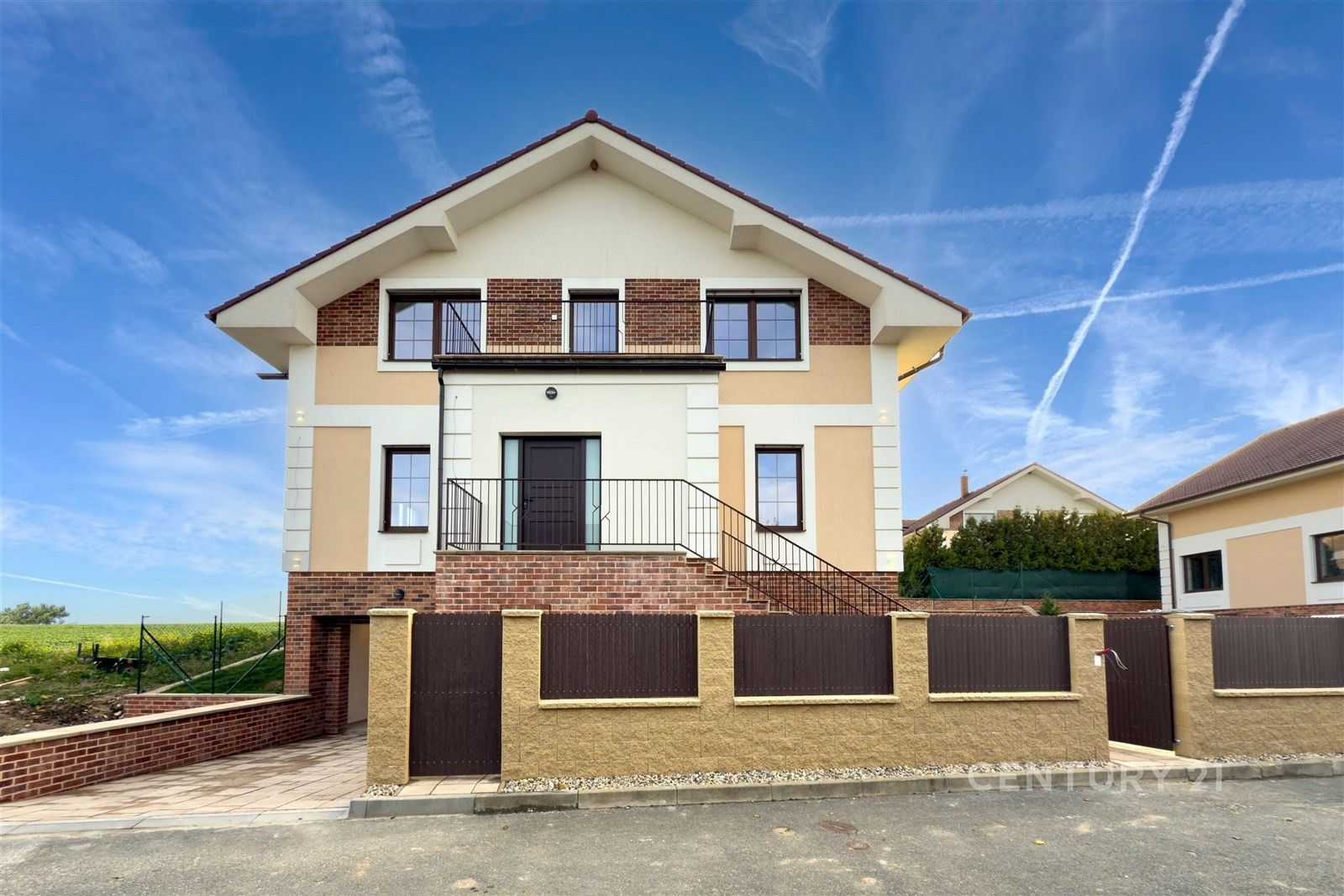 Vily, Makotřasy, 300 m²