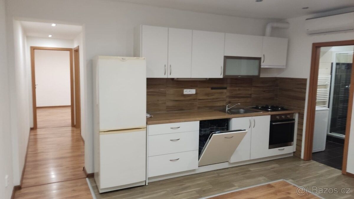 Byty, Šternberk, 785 01