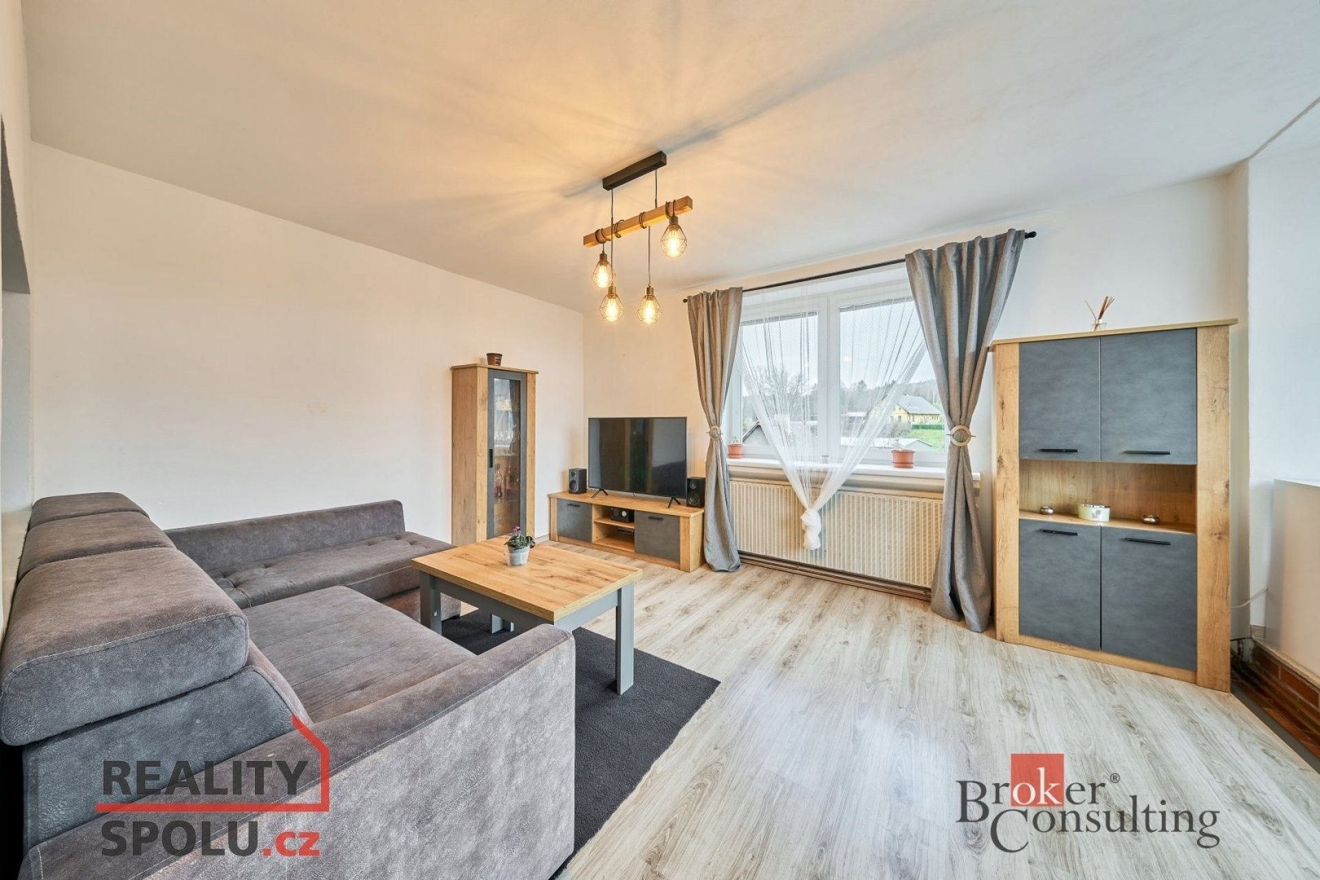 Prodej byt 4+kk - Zbečník, Hronov, 90 m²