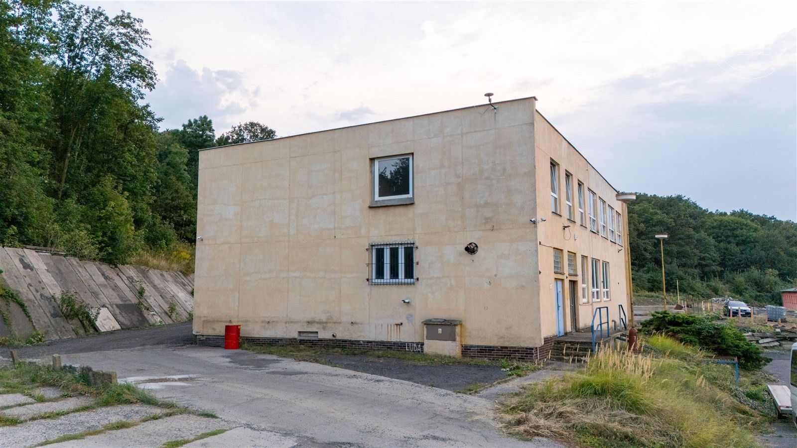 Sklady, Ústí nad Labem, 317 m²