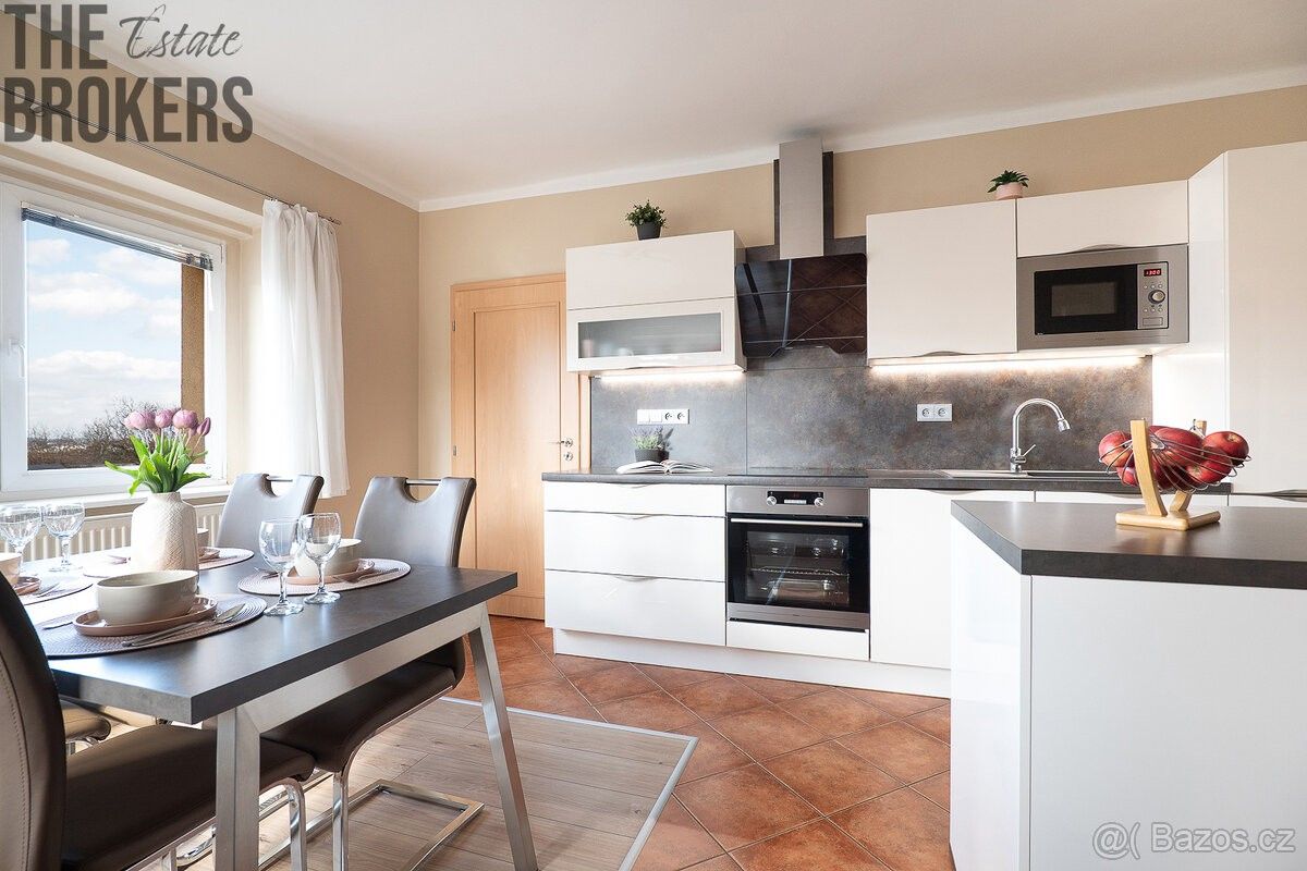 Prodej restaurace - Praha, 196 00