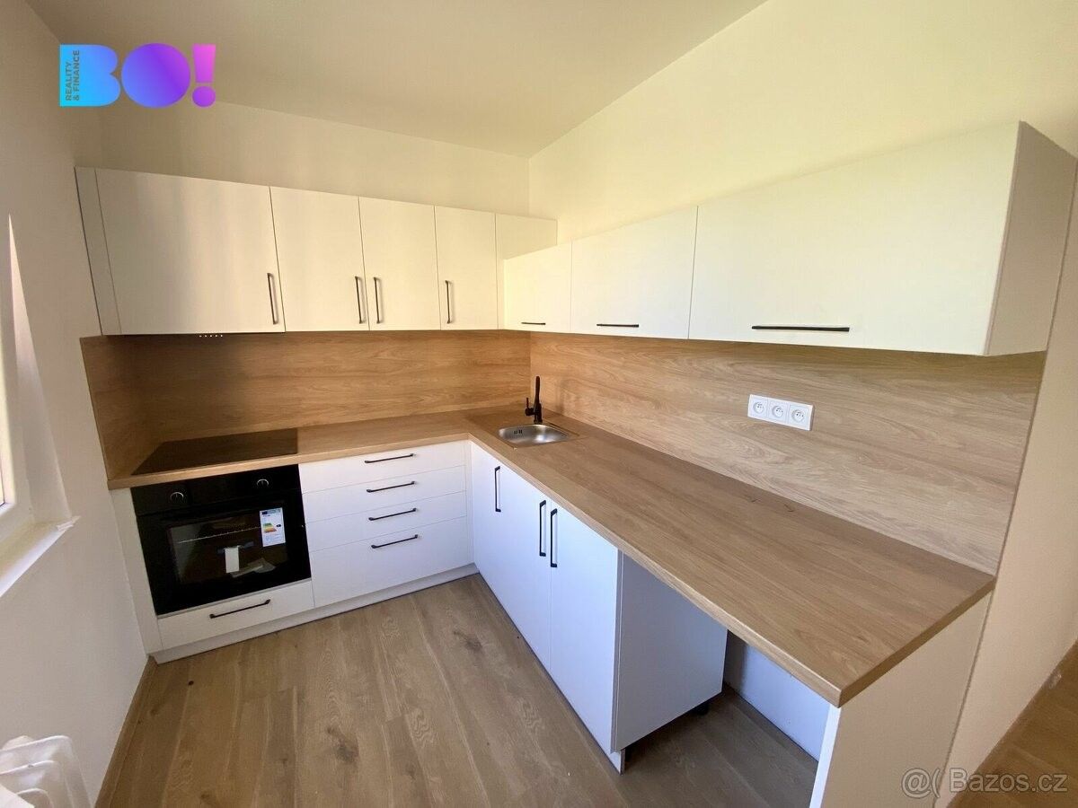 Pronájem byt 2+kk - Karviná, 734 01, 54 m²