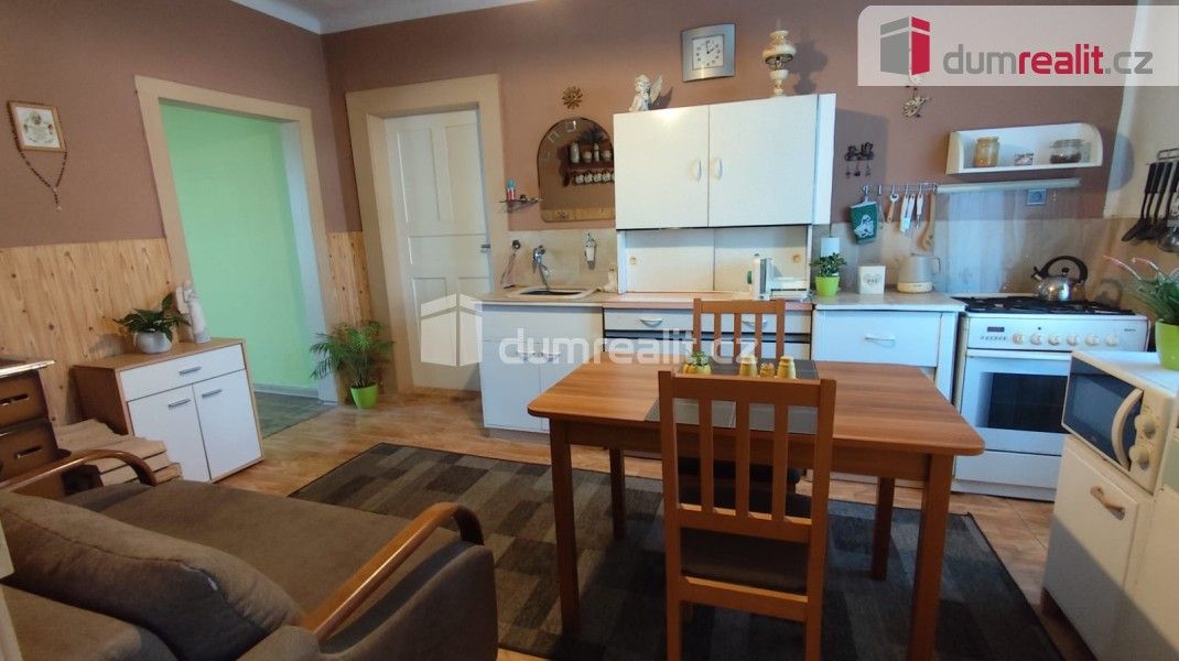 Prodej rodinný dům - Palírna, Lukov, 95 m²