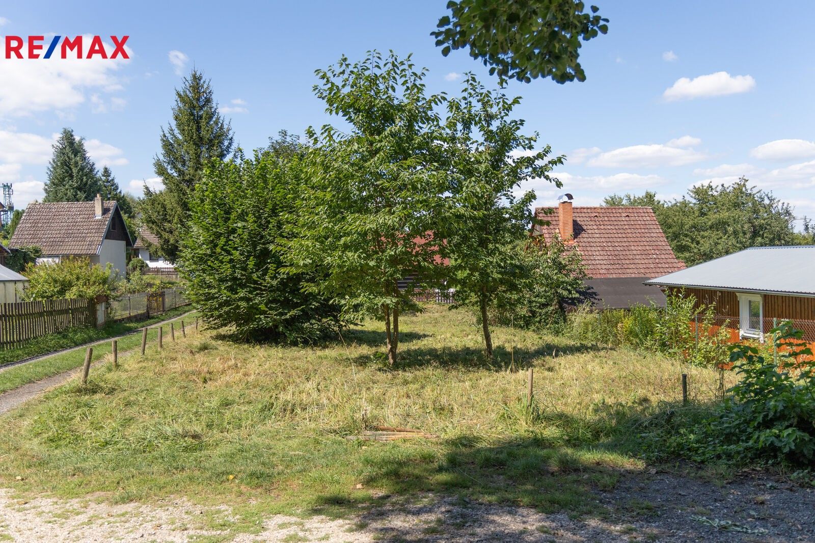 Zahrady, Mnichovo Hradiště, 432 m²