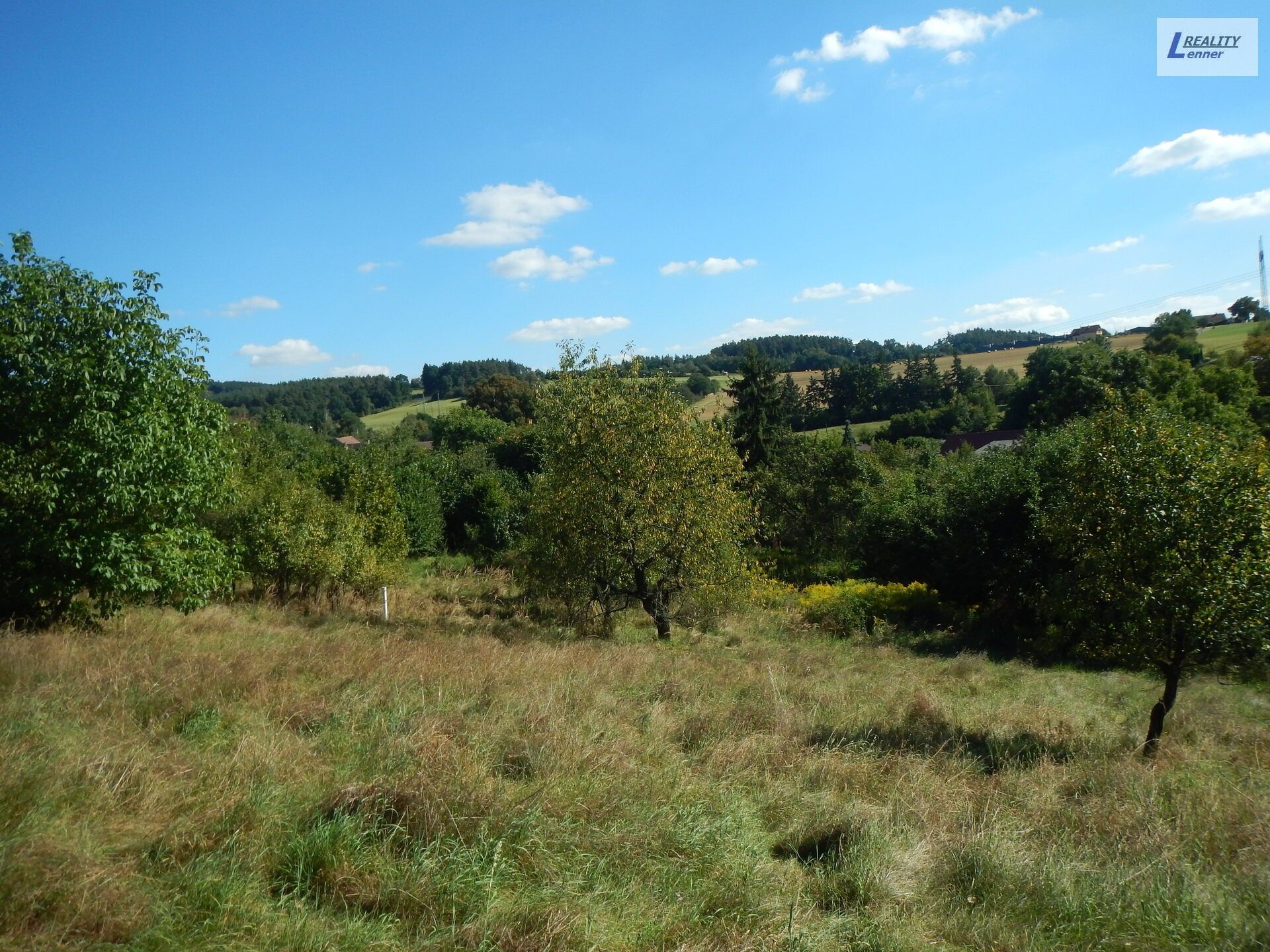 Prodej pozemek pro bydlení - Sestrouň, Sedlčany, 4 736 m²