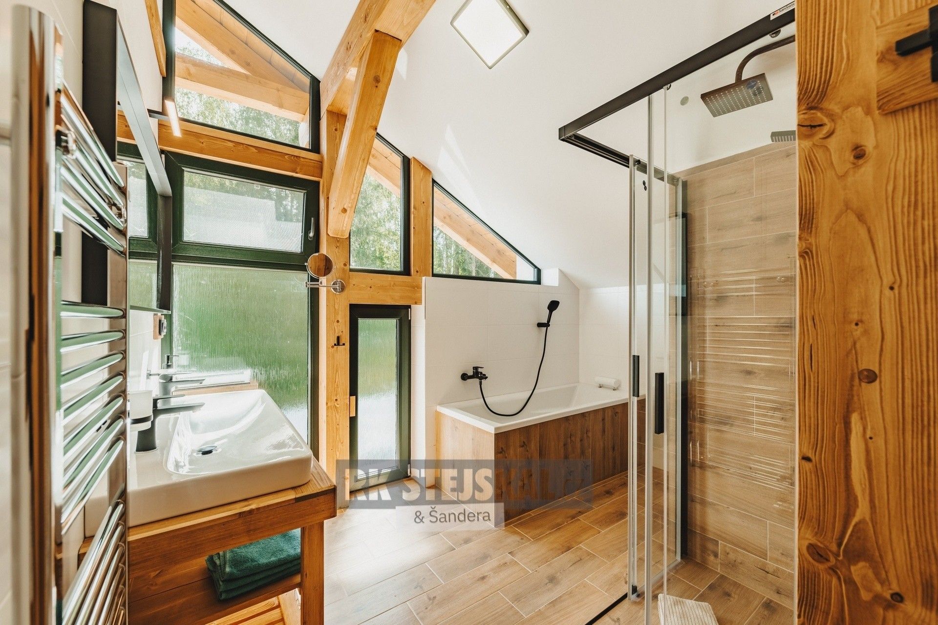 2+kk, Frymburk, 64 m²