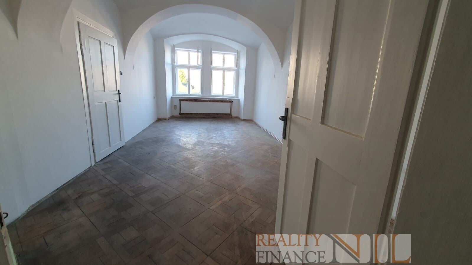 2+kk, náměstí Republiky, Plzeň, 60 m²