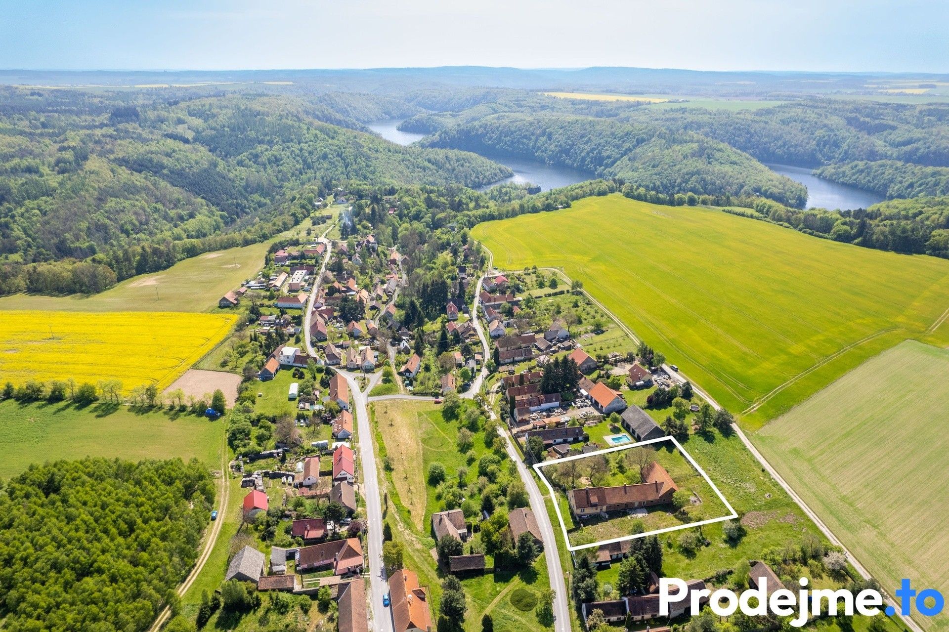 Prodej rodinný dům - Chvalatice, 660 m²