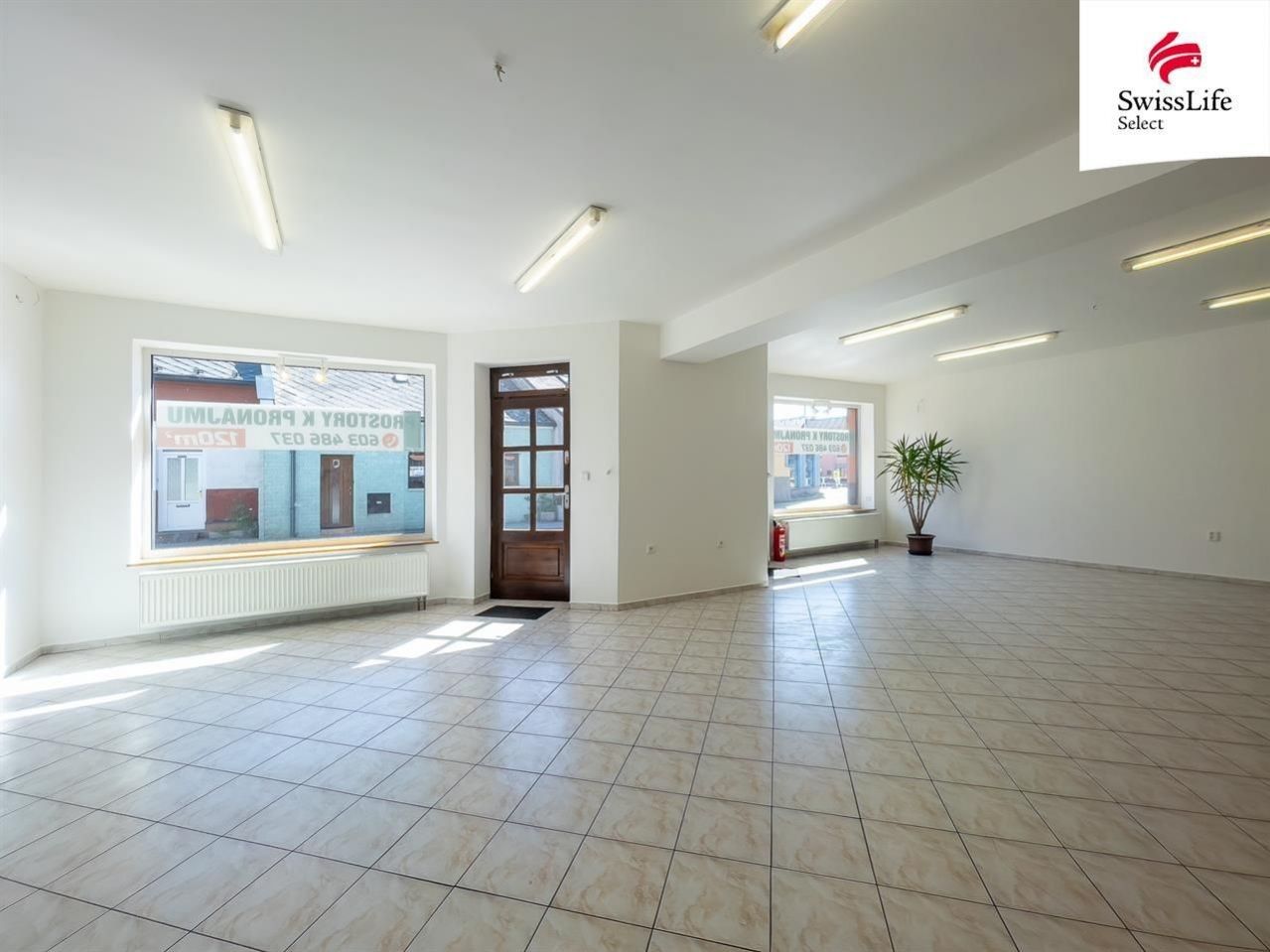 Obchodní prostory, Husova, Polička, 120 m²