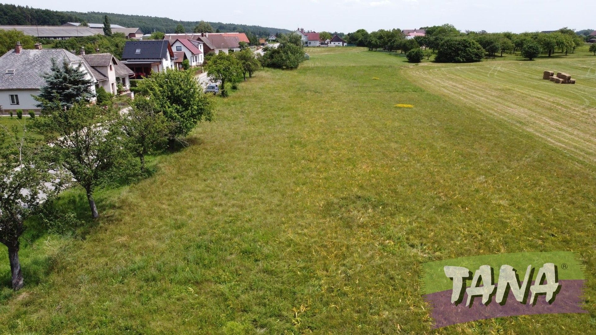 Pozemky pro bydlení, Tetín, 984 m²