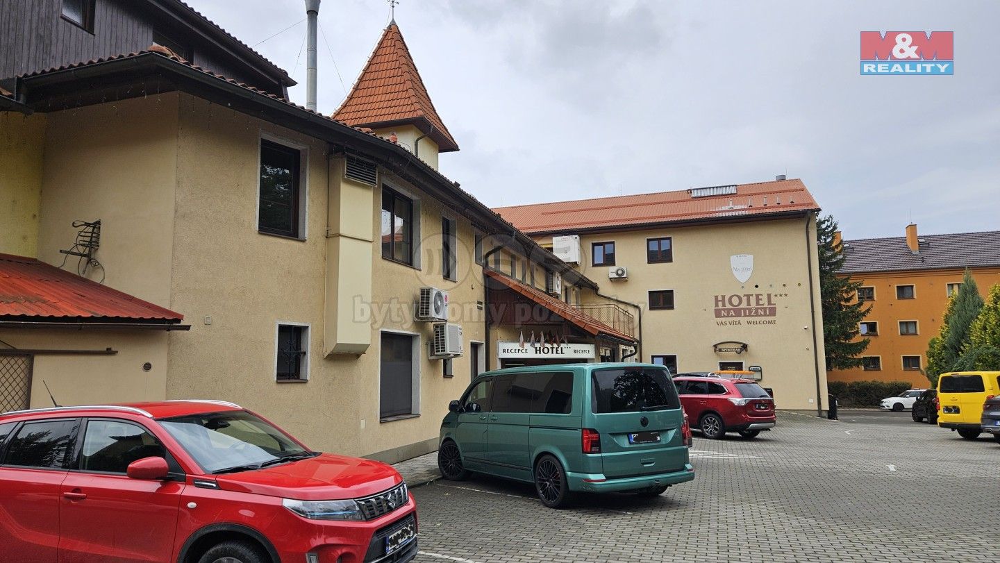 Ubytovací zařízení, Jižní čtvrť III, Přerov, 2 806 m²