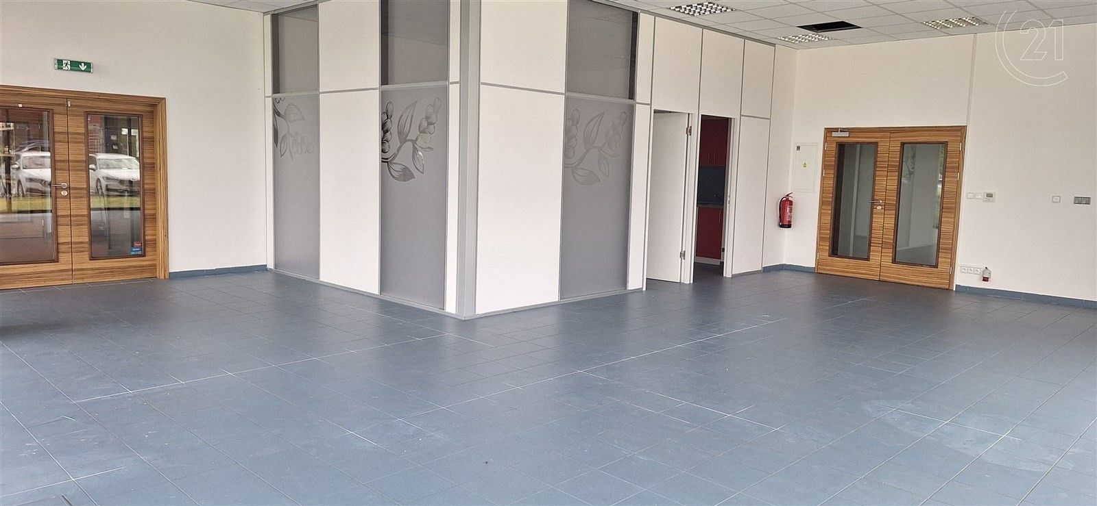 Obchodní prostory, Sezemická, Praha, 132 m²