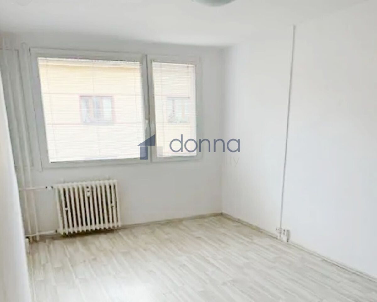 2+kk, Královická, Praha, 47 m²