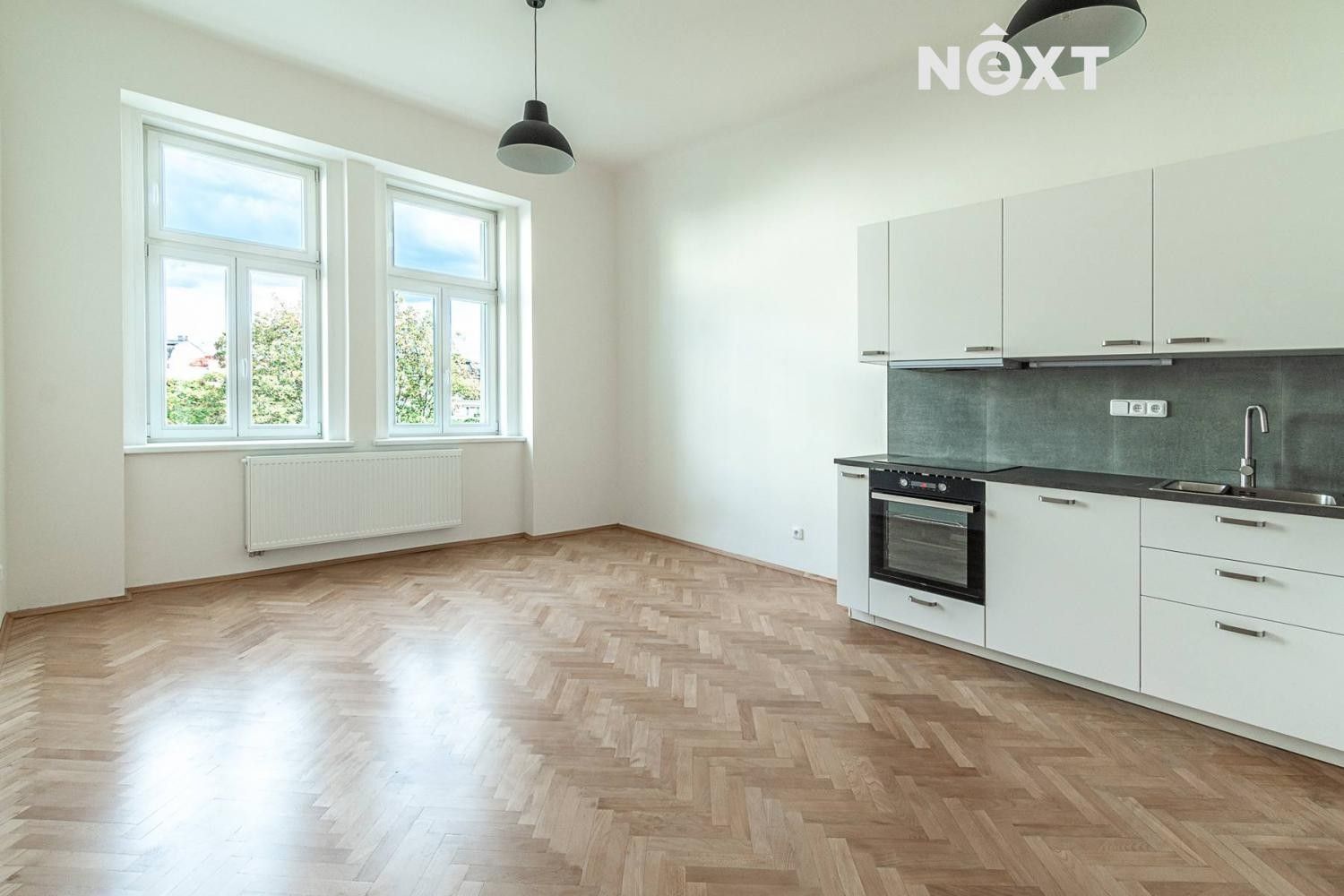 Pronájem byt 3+kk - Lublaňská, Praha, 70 m²