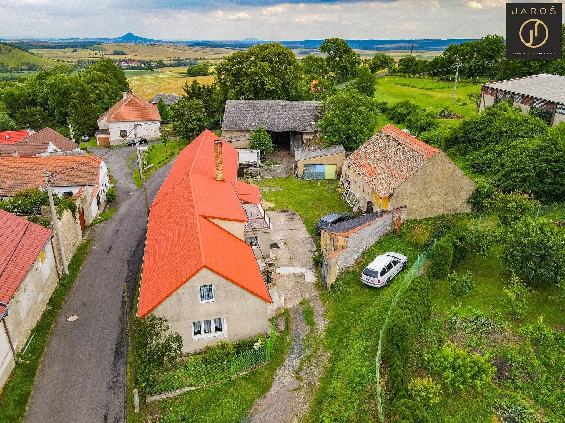 Prodej dům - Mnichovský Týnec, Chožov, 640 m²