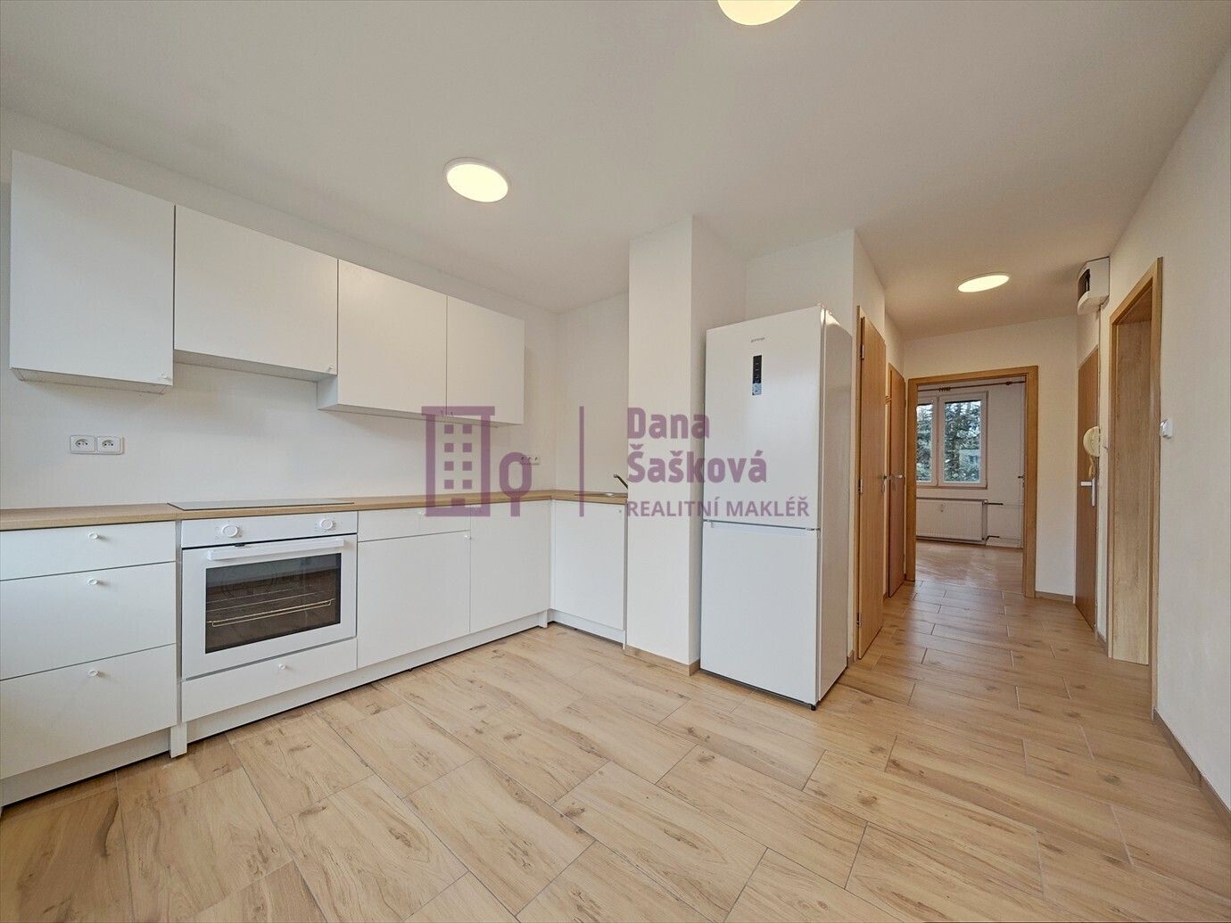 2+1, sídliště U Nádraží, Jindřichův Hradec, 50 m²