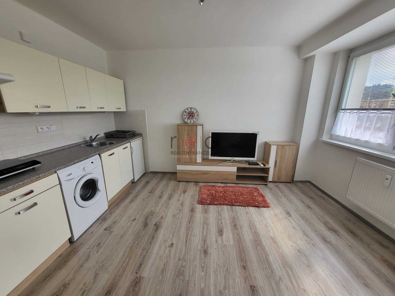 Prodej byt 1+kk - Smetanova, Kamenický Šenov, 20 m²