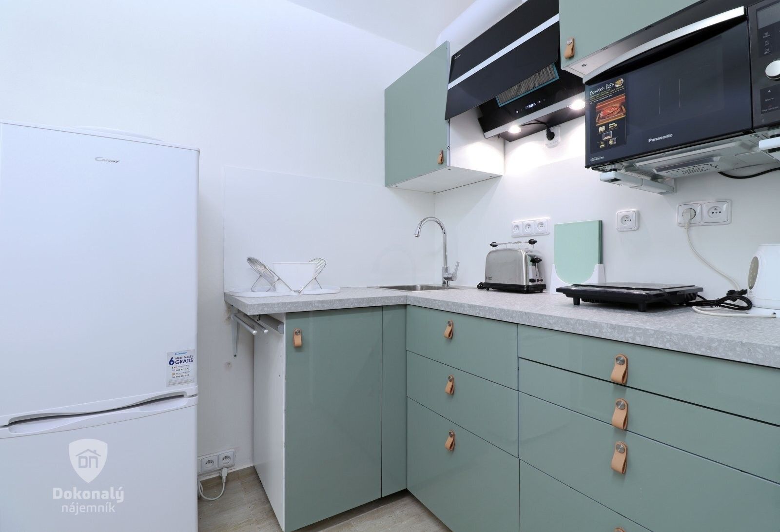 Pronájem byt 1+kk - Koperníkova, Praha, 19 m²