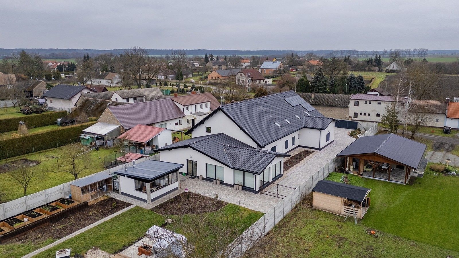 Prodej rodinný dům - Pěčice, 331 m²